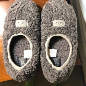 UGG Birche slippers grey size 6